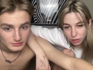 couple Pussy Cam Girls with emiliacrossford