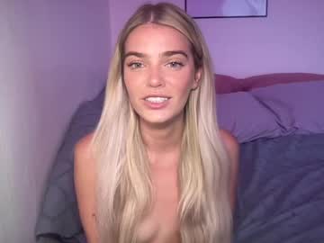 couple Pussy Cam Girls with littlemaryjane19