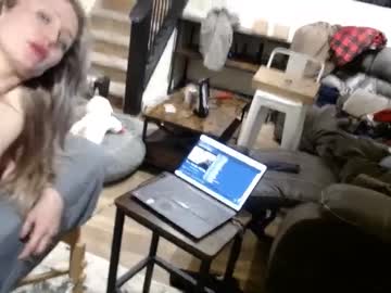 couple Pussy Cam Girls with silver_on_fire