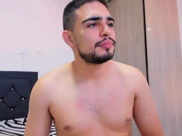 couple Pussy Cam Girls with lia_and_felipe