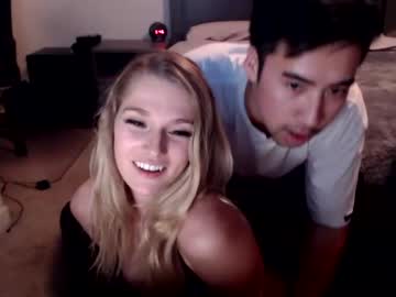 couple Pussy Cam Girls with alicetheinnocent