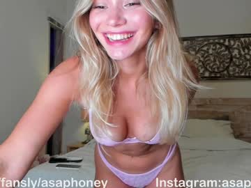 girl Pussy Cam Girls with honeybae3