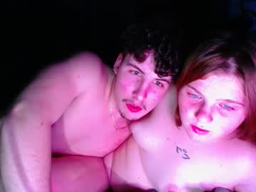 couple Pussy Cam Girls with gdfunhouse