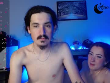 couple Pussy Cam Girls with anonymous_adventures