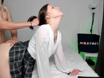 couple Pussy Cam Girls with lilkimchii