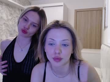 couple Pussy Cam Girls with alice_nika