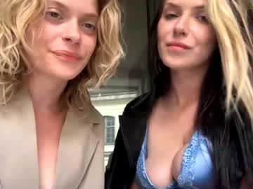 couple Pussy Cam Girls with lookatus711