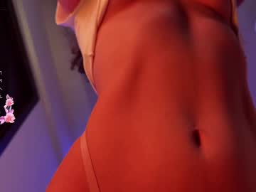 girl Pussy Cam Girls with plumybun