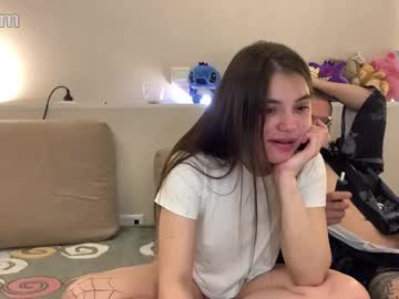couple Pussy Cam Girls with lustraiderz