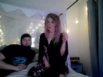 couple Pussy Cam Girls with siriandstevejobs