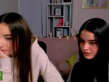 couple Pussy Cam Girls with evelin_nice
