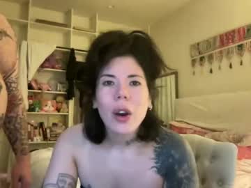 couple Pussy Cam Girls with xoxogenesis