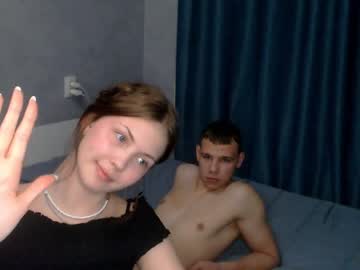 couple Pussy Cam Girls with luckysex_