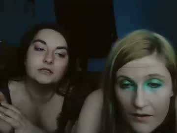 couple Pussy Cam Girls with purplekitty1111