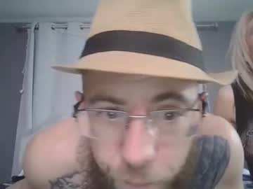 couple Pussy Cam Girls with broncobentley